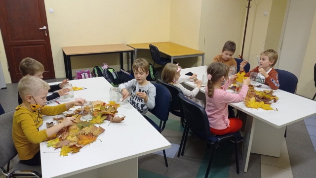 zdjęcie - mały inżynier - jesienne lampiony