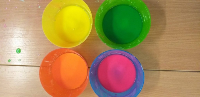 zdjęcie z warsztatów malarskich