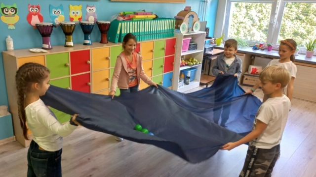 Muzolinki. Tańczymy, śpiewamy, gramy na różnych instrumentach