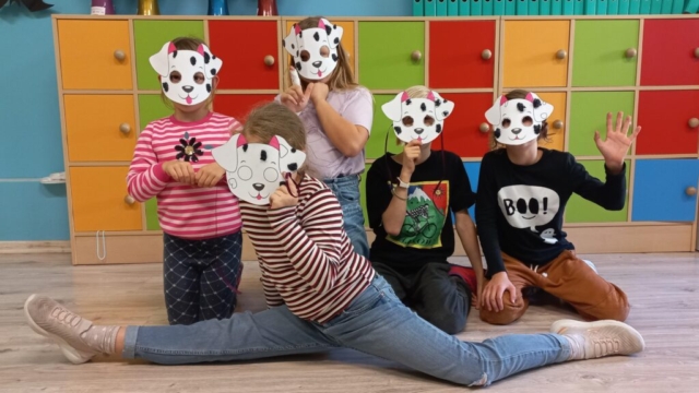 Muzolinki. Tworzymy też ciekawe prace plastyczne i przestrzenne interpretując utwory muzyczne