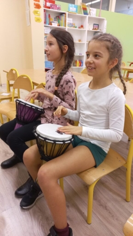 Muzloniki. Tańczymy, śpiewamy, gramy na różnych instrumentach