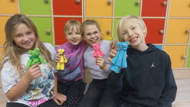 Muzloniki. Tańczymy, śpiewamy, gramy na różnych instrumentach