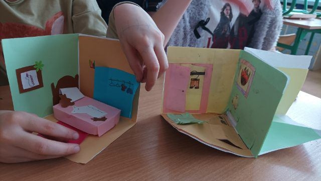 zręczne rączki, prace, przestrzenne domki z papieru