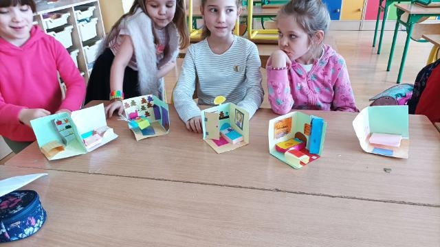 zręczne rączki, prace, przestrzenne domki z papieru